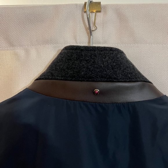 Reversible Down Jacket - Picture 8 of 16